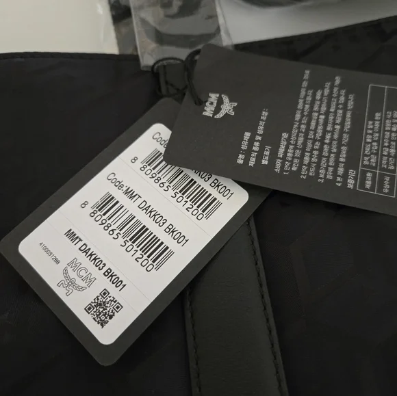 NWT MCM Klassik Tote in Cubic Jacquard Nylon - Picture 8 of 10